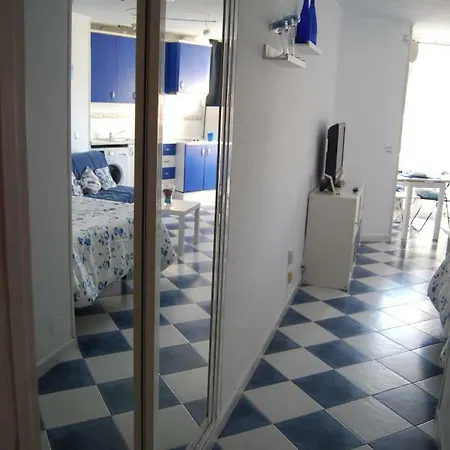 M3 904 Azul Mediterraneo Bonito Y Confortable Estudio 베날마데나코스타